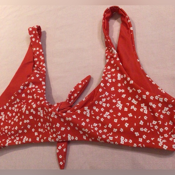 Zaful Red white front tie Bikini Top size medium Size 6 - Picture 6 of 7